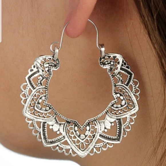 Feligree indian Tibet boho earrings Jewelry - Tibatyan Gypsy Indian Round Boho Hoop Earrings